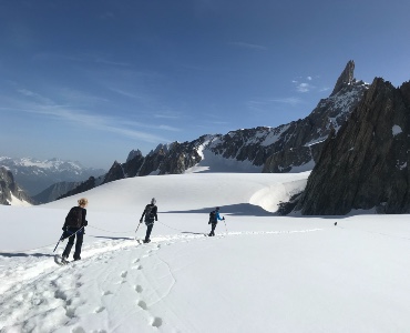 Rando glaciaire dans le massif du Mont Blanc